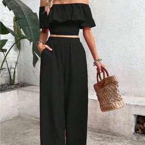 Elegant Black Wide-Leg Pant Suit